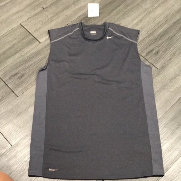 Nike Fit Dry NWT 2006 Tank Top size M - Picture 4 of 10